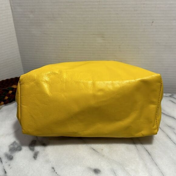 Peaceofthread handmade yellow tote handbag - Picture 5 of 12